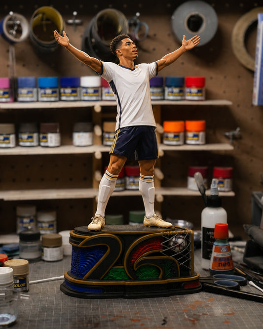 The Rising Lion – Limited Edition Football Sculpture (Copy)